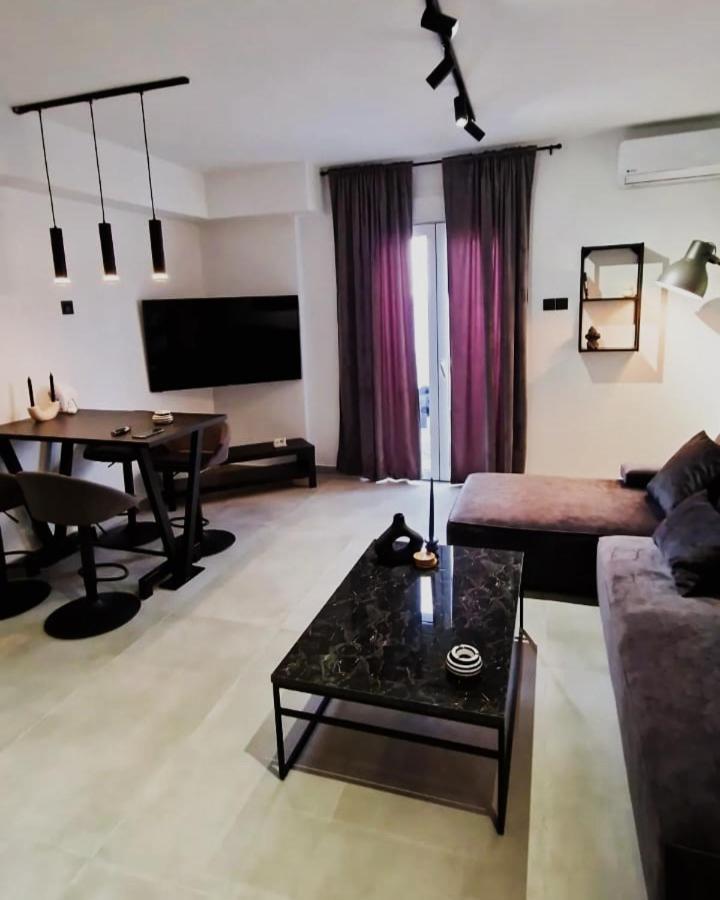 Essel Noir - A Hidden Gem With A Magnificent Acropolis View Apartman Athén Kültér fotó