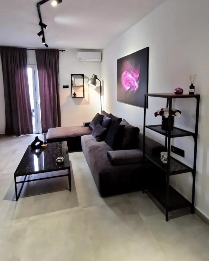 Essel Noir - A Hidden Gem With A Magnificent Acropolis View Apartman Athén Kültér fotó
